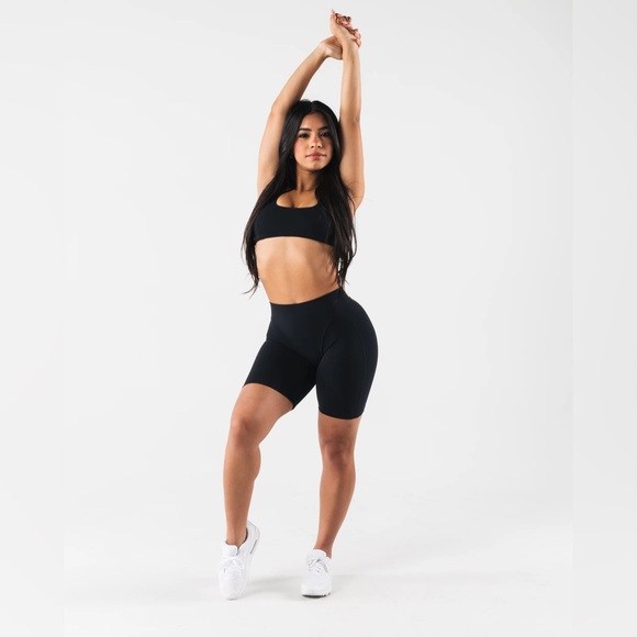 Alphalete Tenacity Parker Biker Short 7” - NWT - Picture 3 of 7